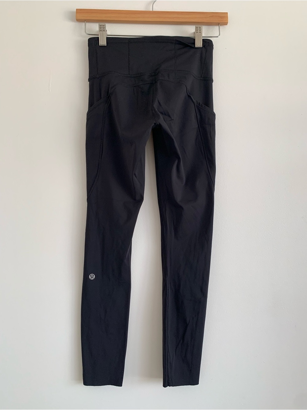 Lululemon black athletic leggings